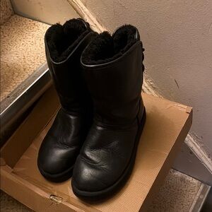 UGG Marianna Black Leather Lace Up booties